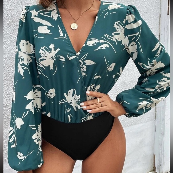 Teal bodysuit blouse - Picture 2 of 3